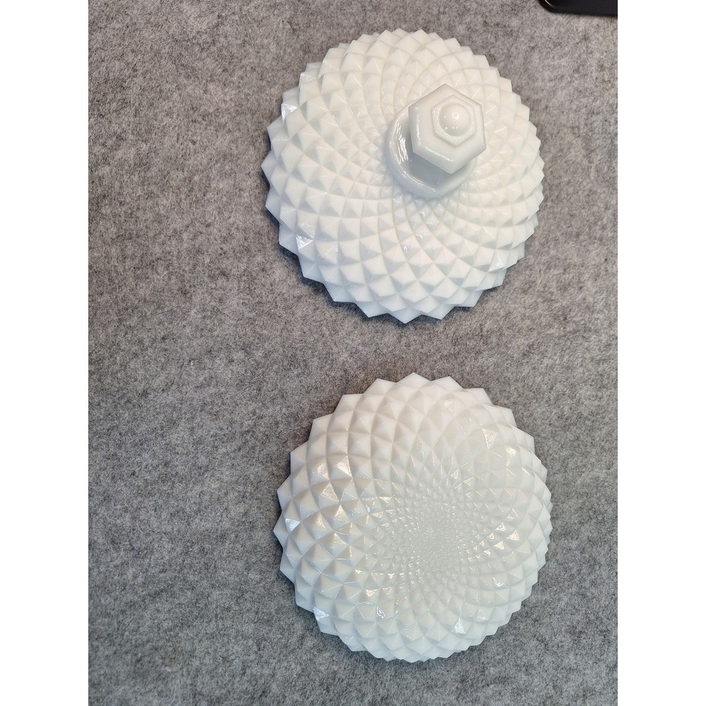 Vintage White Milk Glass Hobnail Diamond Point Lidded Trinket Dish Candy Jar - Picture 5 of 6